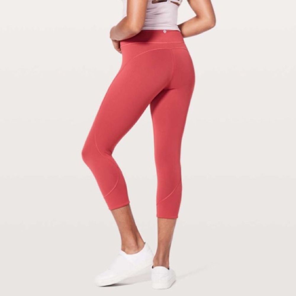 Lululemon - In Movement Crop Everlux 19” - Vintage Rose